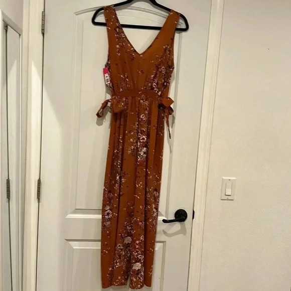 4/$25 NWT Xhilaration Floral Square Neck Sleeveless Tie Front Cropped Jumpsuit S - Picture 9 of 9